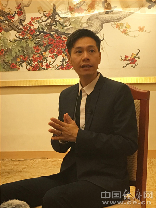 【香江20年】吴杰庄：发扬狮子山精神与内地合作创业|吴杰庄|狮子山|创业_新浪新闻