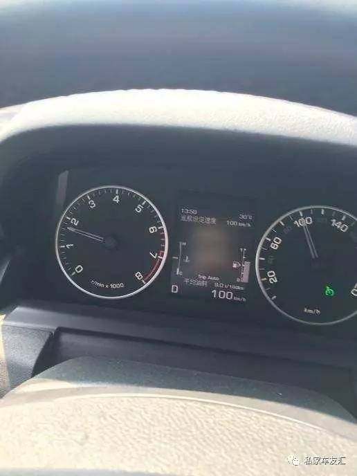 80万的豪车却用来下地收小麦! 路虎为何变成农用车?