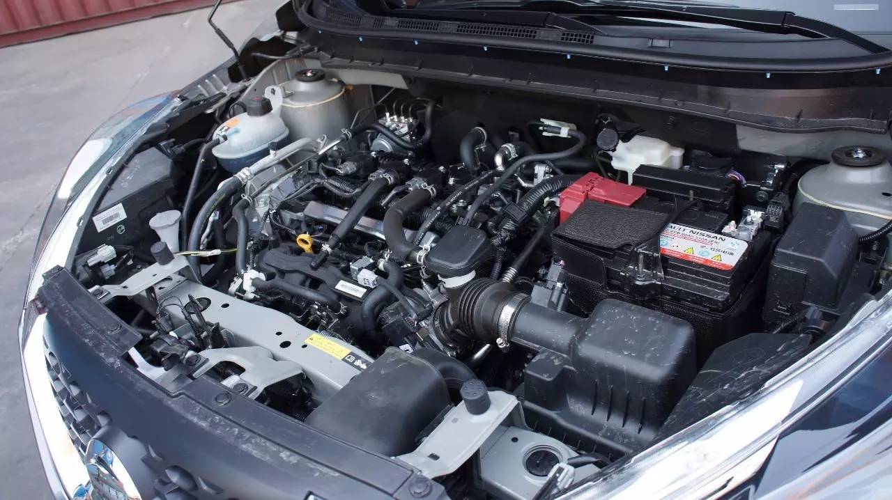 【新车首试】我说一台没天窗的小SUV很舒适你信吗？