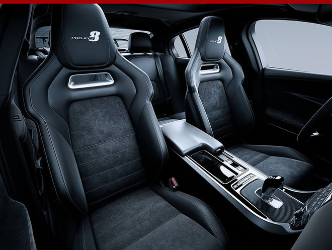 3.7秒破百/极速322 八缸捷豹XE什么样？