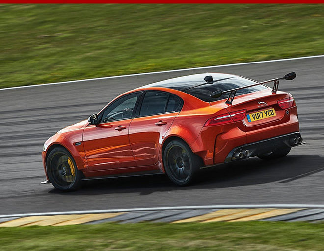 3.7秒破百/极速322 八缸捷豹XE什么样？