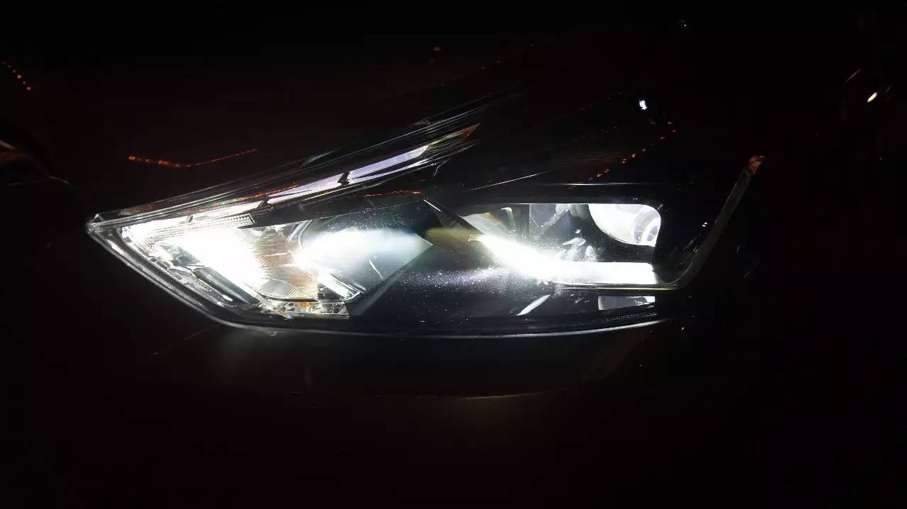 【新车首试】我说一台没天窗的小SUV很舒适你信吗？