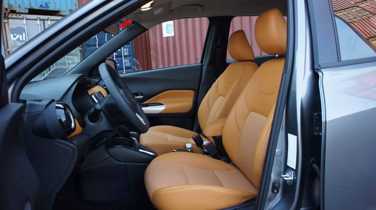 【新车首试】我说一台没天窗的小SUV很舒适你信吗？