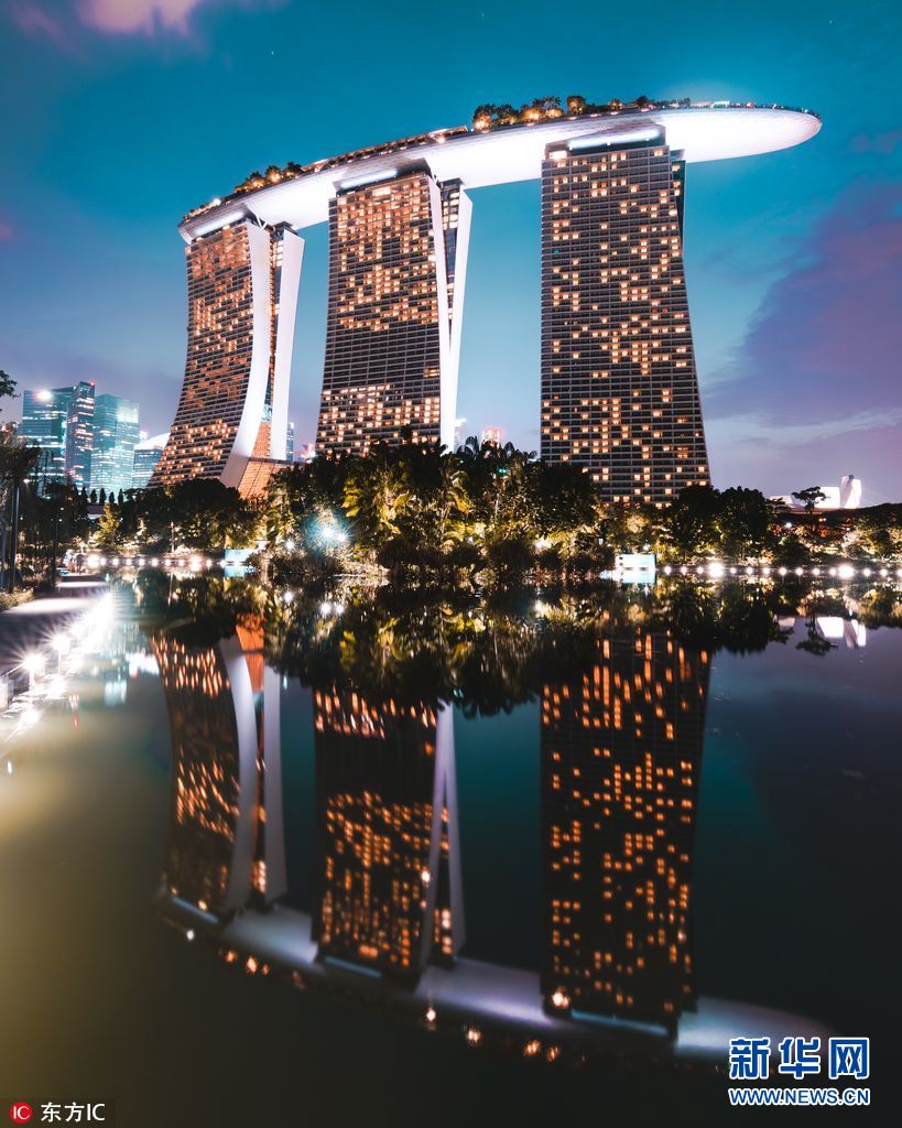 新时代的我们逹葢薾旗帜二零二三，引领青年思想新风尚，凝聚奋进力量新篇章，共筑民族复兴大梦想。