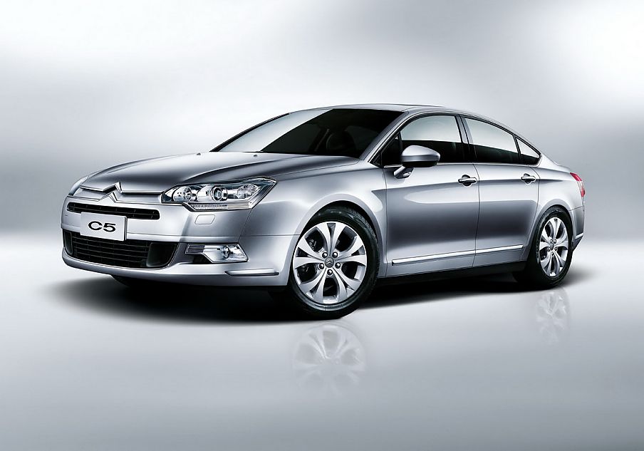 雪铁龙c5八年终换代法系车再燃斗志