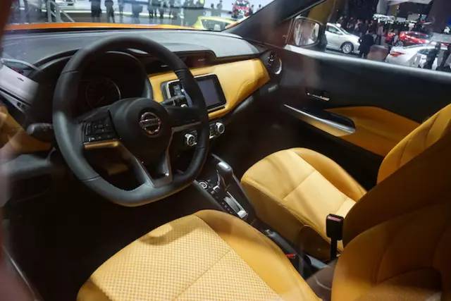 翼博、CX-3、劲客、C-HR，谁让你剁手？