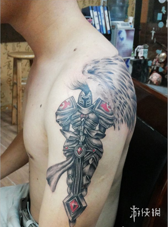 延伸阅读《英雄联盟》公布漫画结局 亚索击败锐雯潇洒离去!