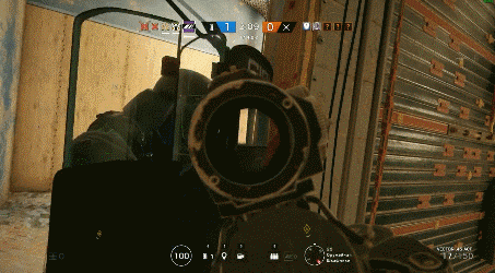 《绝地求生大逃杀》高能时刻不断 激烈枪战汽车上天!