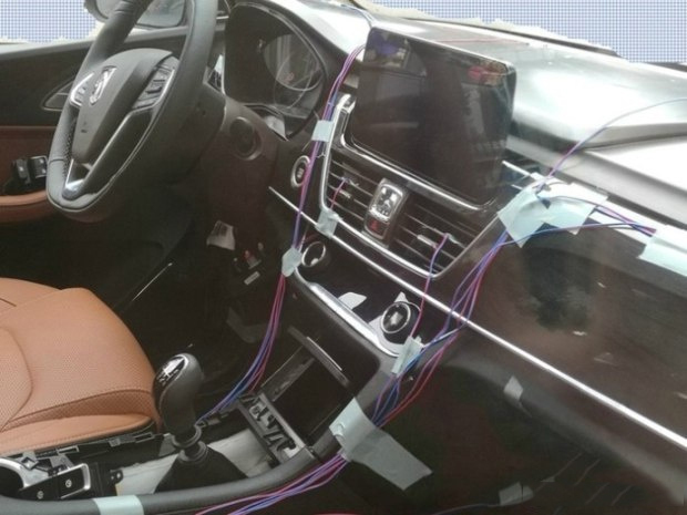 神车加装1.5T加DCT，560双离合版本曝光