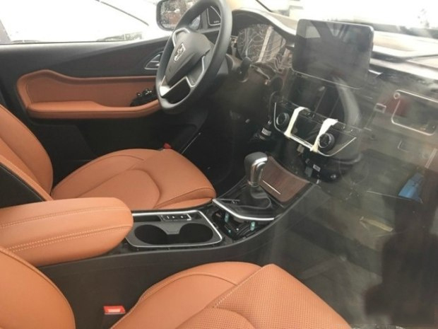 神车加装1.5T加DCT，560双离合版本曝光