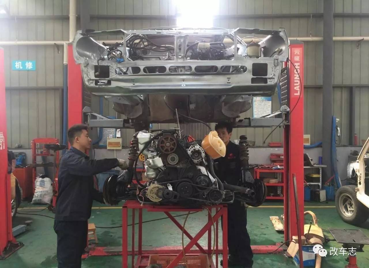 大众桑塔纳完美修复，这才是国内最有情怀的旅行车！