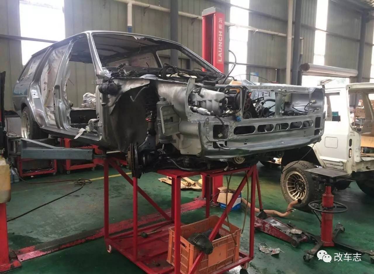 大众桑塔纳完美修复，这才是国内最有情怀的旅行车！