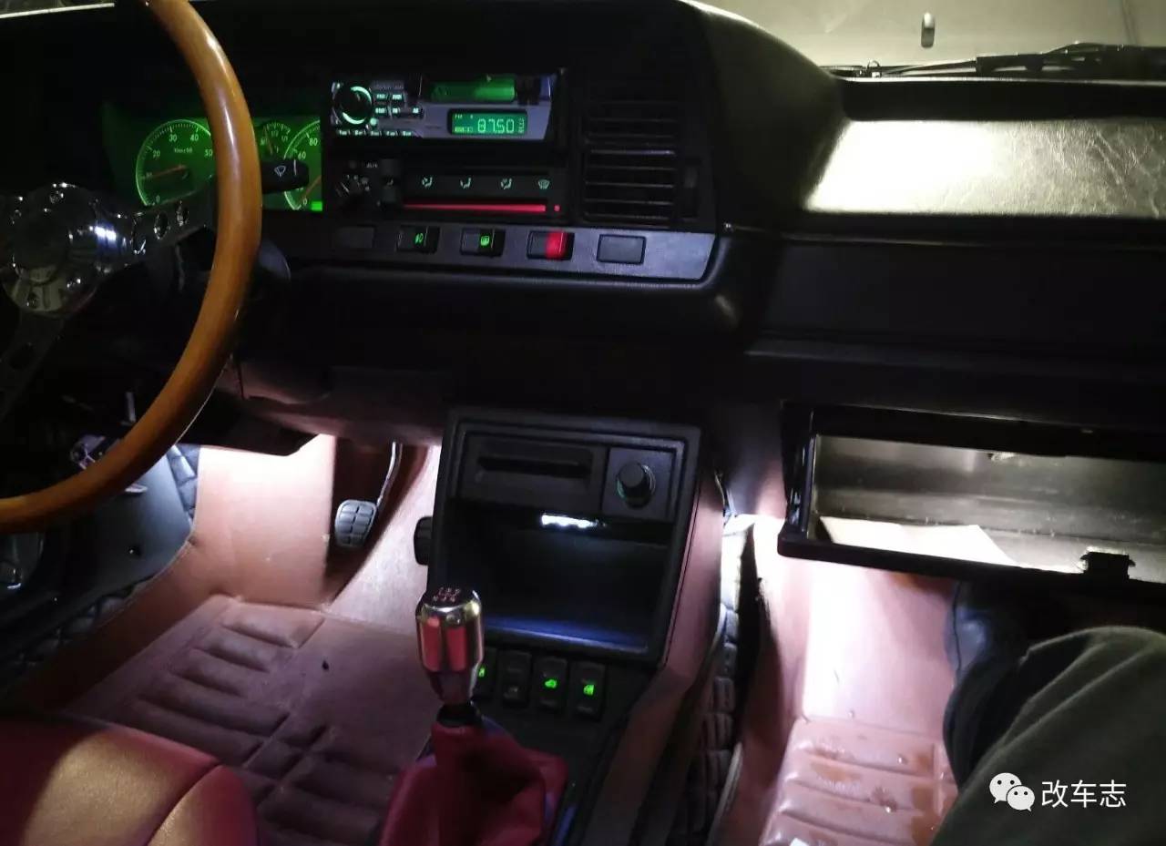 大众桑塔纳完美修复，这才是国内最有情怀的旅行车！