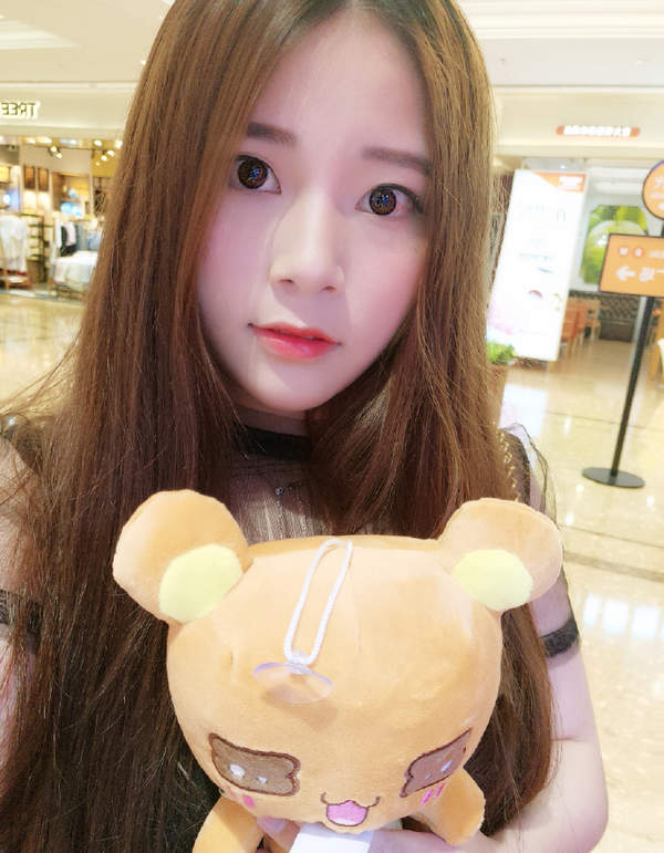 lol女主播酥酥遭打压欲跳槽神秘老板准备500万签她