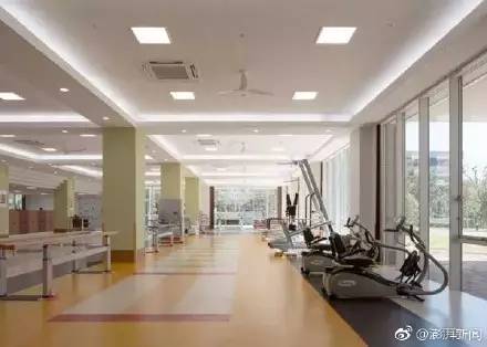 中国富豪日本高价求医,有人花费千万,现金结账