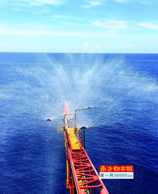 我国海域可燃冰首次试采圆满成功