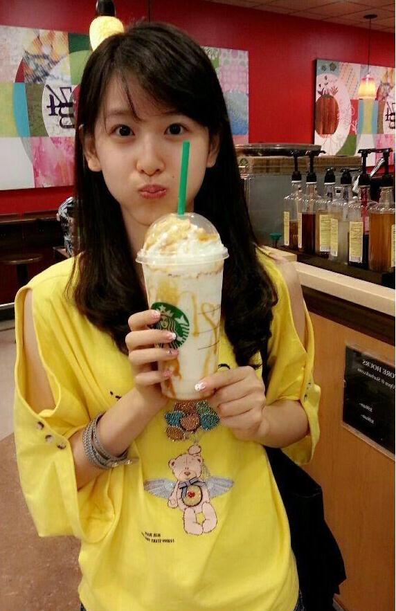 从清纯少女到贵妇奶茶妹妹的成长证明我们老了