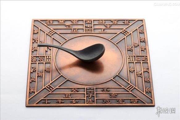 在汉朝的时候,这个在当时还被称作"司南"的仪器通过航海传入了欧洲和