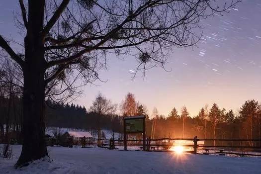 歌曲:《talk》 歌手:sammi sanchez 【 滑 动 查 看 歌 词 】 every