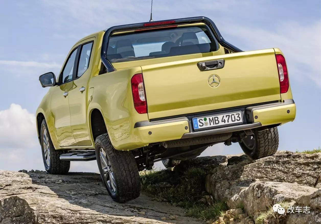 奔驰X级皮卡量产版车型正式发布！