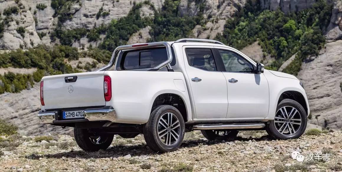 奔驰X级皮卡量产版车型正式发布！