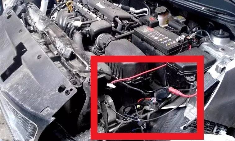 大灯两边光线不一样高是坏了吗？嫌不亮怎么办？