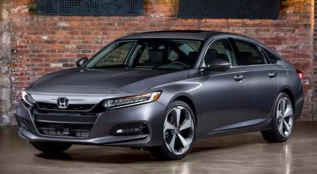 全新雅阁惊现国内道路，真是神速！