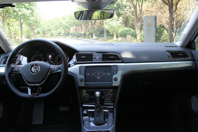 2017款大众凌渡限时促销 全系降2.68万