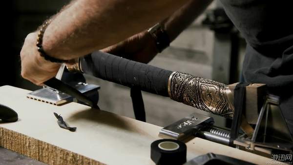 武器人间打造《地狱男爵》反派佩剑 很适合用来切西瓜
