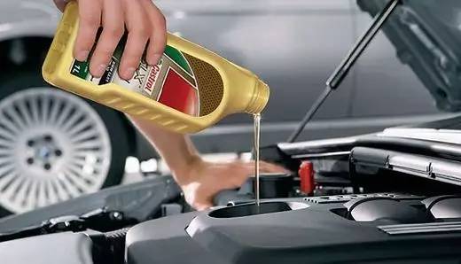 【葱哥问诊室】为什么有些车开了空调动力更好？