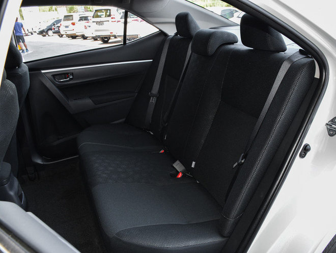 2017款丰田卡罗拉促销 全系优惠1.2万元