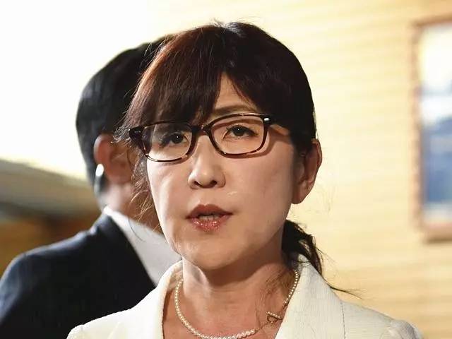 除了"加计学园"丑闻,防卫大臣稻田朋美所牵涉的日本自卫队瞒报记录一