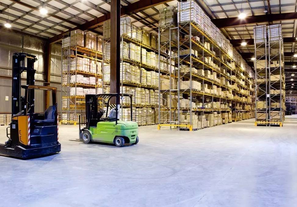 物流玩家上头条,干线物流凑热闹,公路货运哪家强?