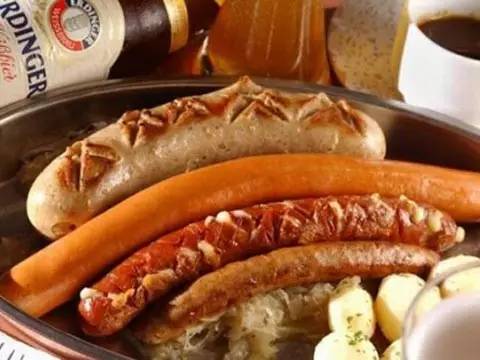 会造人民爱吃的食物，自然知道怎么造人民爱开的车