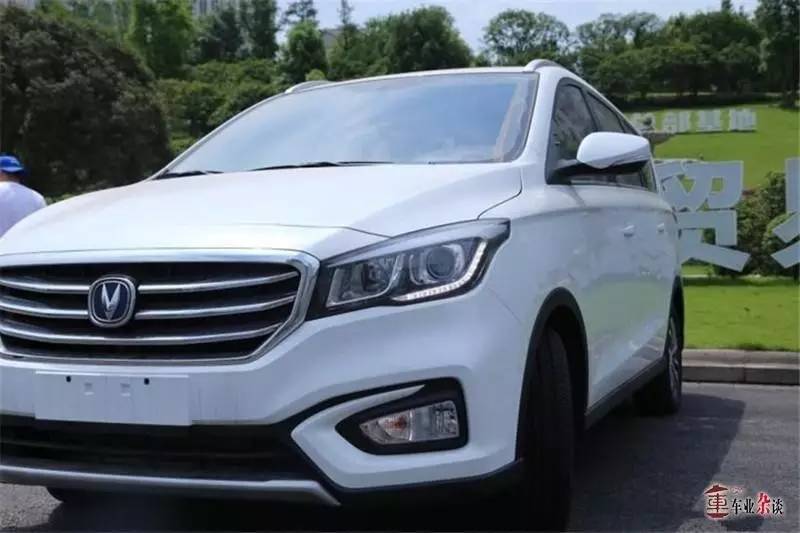 凭什么说凌轩好看、好开，还有黑科技？