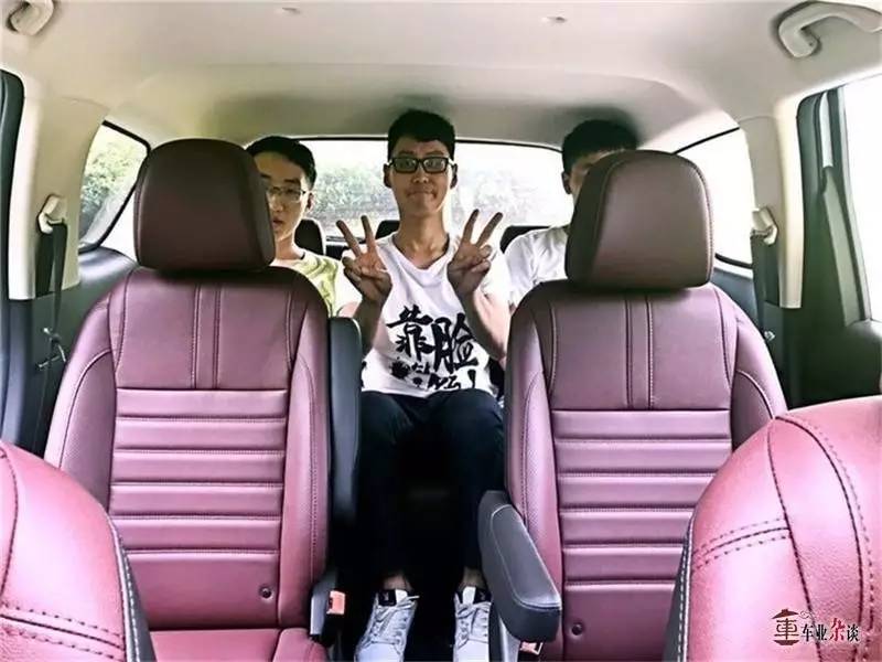 凭什么说凌轩好看、好开，还有黑科技？