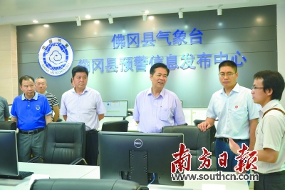 7月20日上午,省人大常委会委员,省人大农委主任委员欧真志率省人大