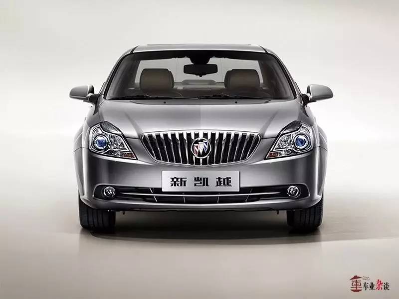 《权力的游戏》回归，盘点“铁王座”