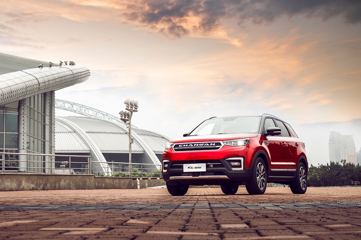 靠色相征服消费者 CS55会是长安的下一个爆款吗