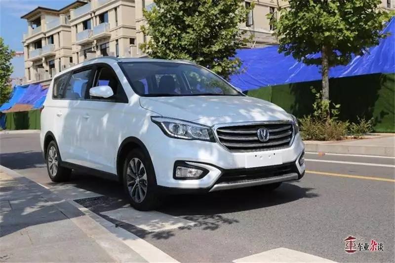 凭什么说凌轩好看、好开，还有黑科技？