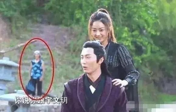 电视中的穿帮镜头，最好笑的都在这了