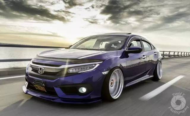 这辆10代思域居然用绞牙实现了低趴，真想给它一条减速带呀！