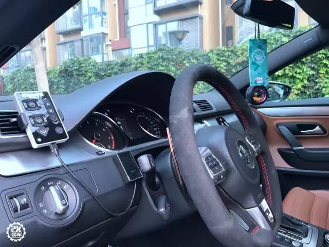 这辆大众CC终于改成他喜欢的样子！