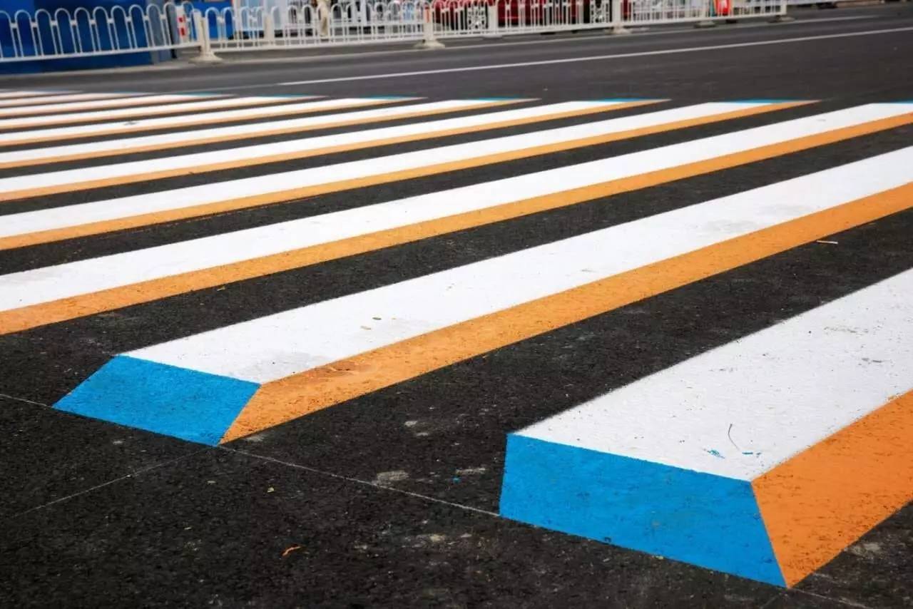 立体斑马线 新浪网