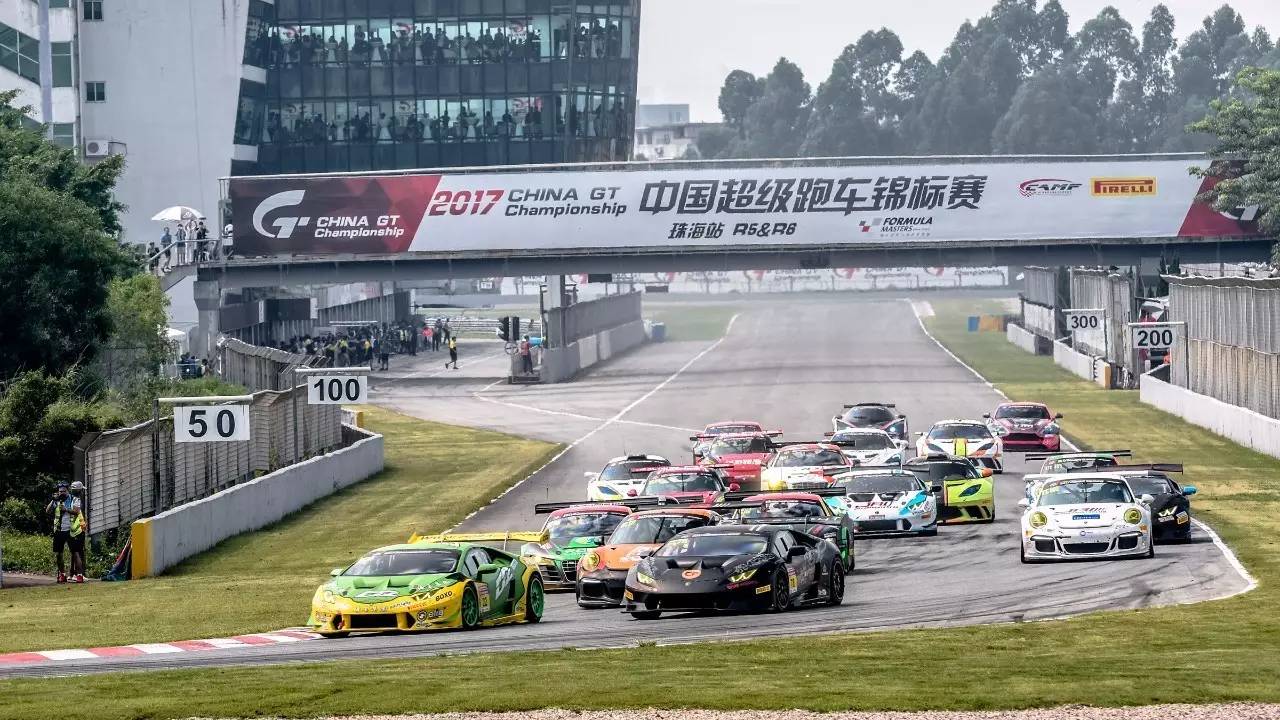 奥迪大战保时捷，谁在高温的珠海能称雄？