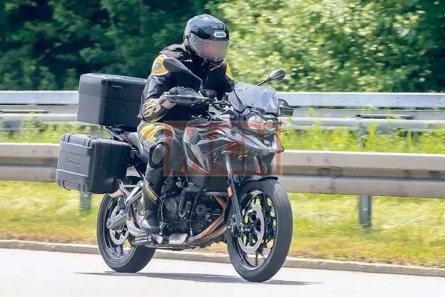 新一代BMW F700GS测试车曝光！