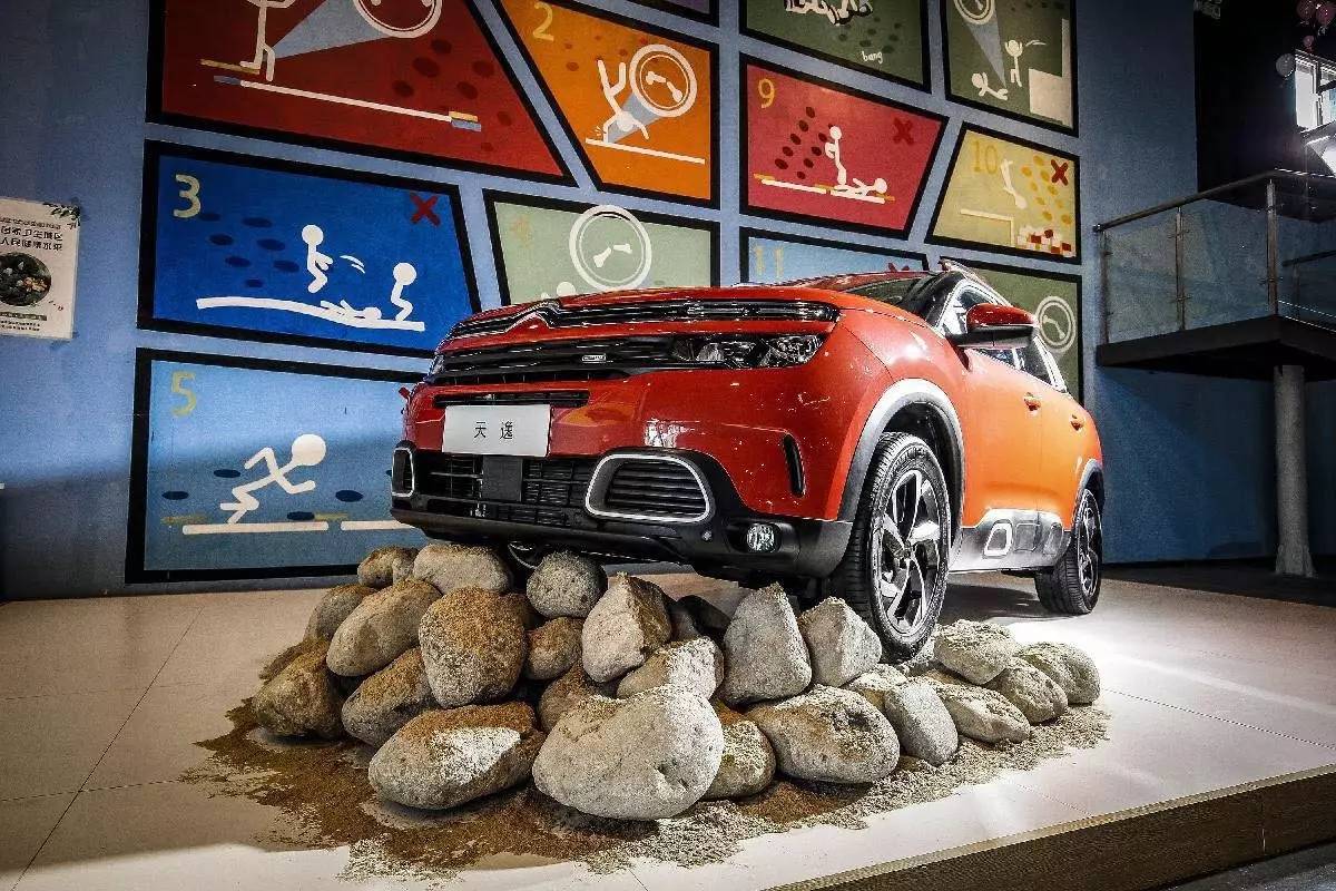 关于青春，SUV天逸有一个新享法