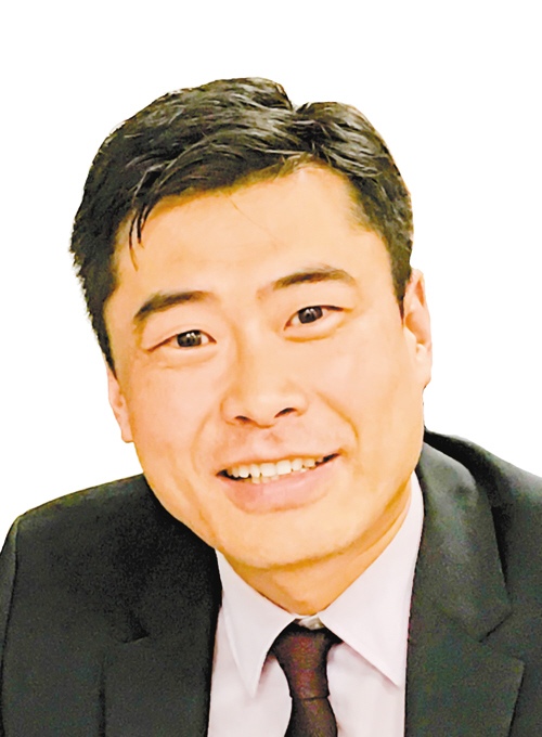 中刚非洲银行行长为刚果布人民提供普遍金融服务