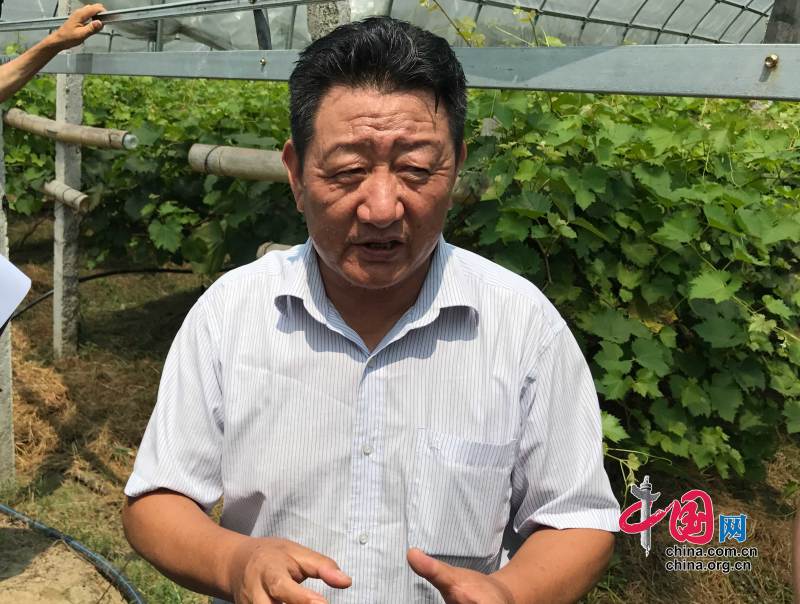 村民们都富裕起来,把黄溪村建成全县乃至全省一流的新农村,徐万年提出