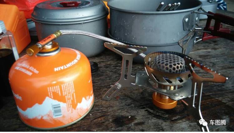 人都被热晕了，车子会被晒坏吗？